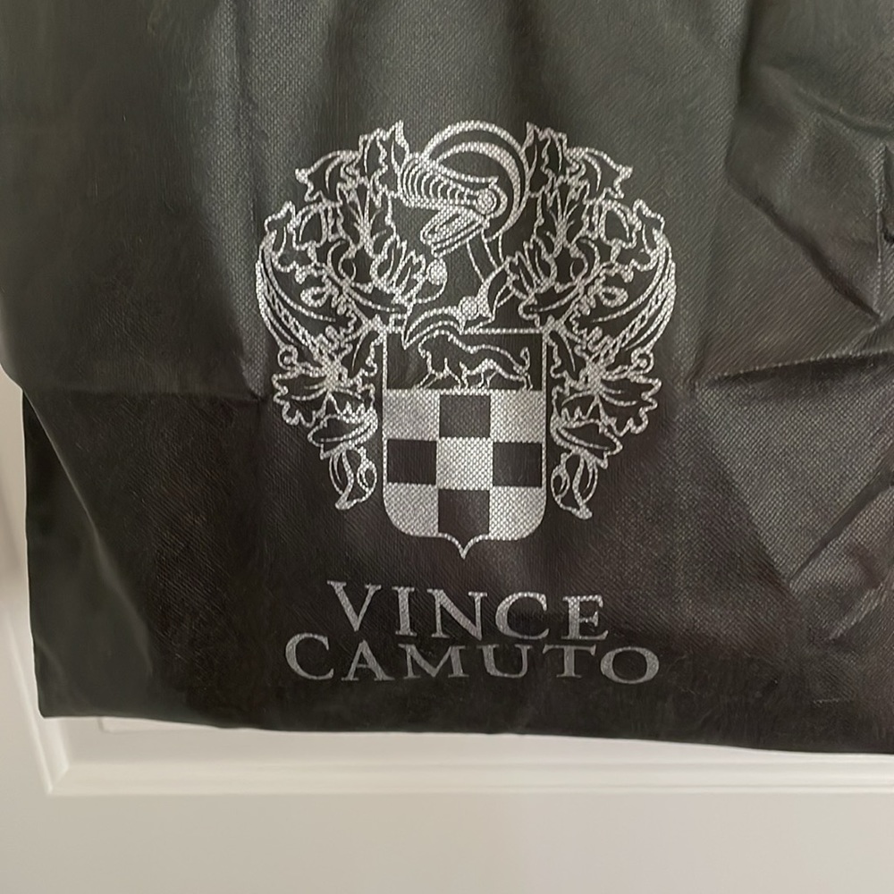 Vince Camuto Bubble Lamb Leather Flap Crossbody - Picture 9 of 9